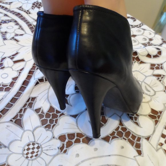 ASH Dune Black Leather Ankle Boots Size 37M - Picture 10 of 14